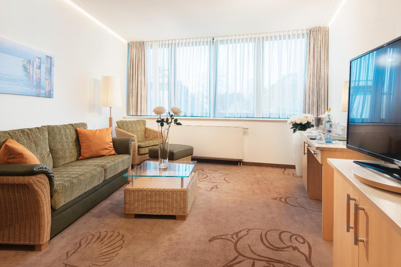 Parkhotel IV Jahreszeiten Ostseebad Kühlungsborn 외부 사진