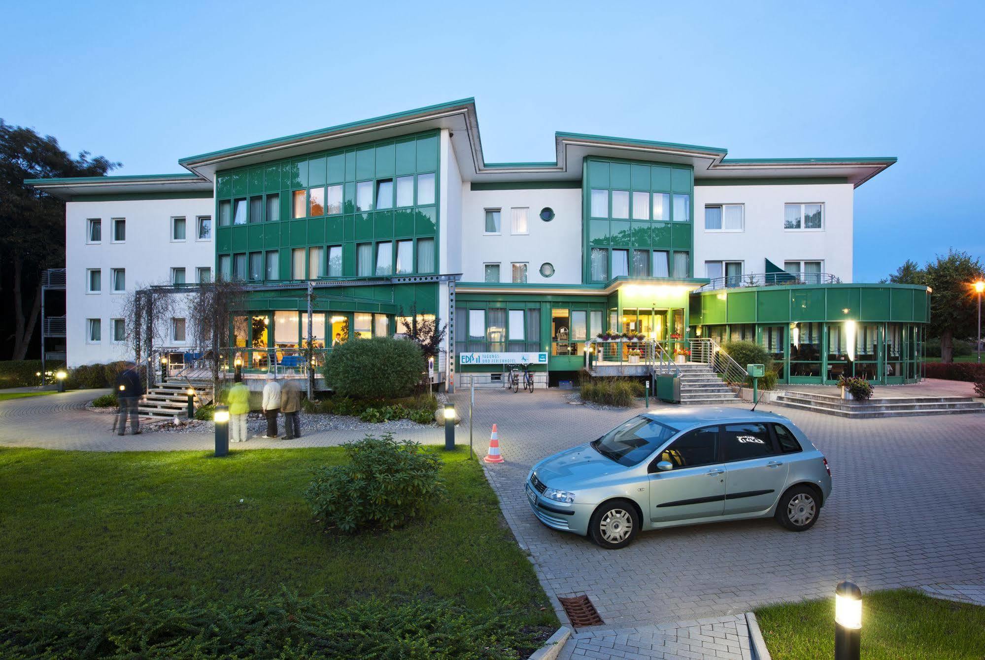 Parkhotel IV Jahreszeiten Ostseebad Kühlungsborn 외부 사진